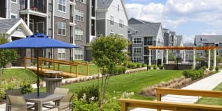 Avalon Laurel Gallery 29