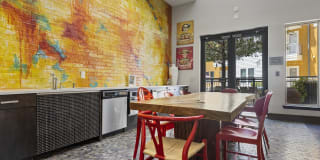 Southtown Flats Gallery 14