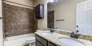 Nice 3 Bedroom Duplex located in New Braunfels! Gallery 13
