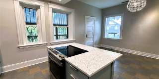 132A Biltmore Avenue Gallery 7