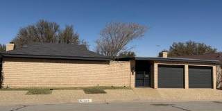 1402 W Pecan Gallery 1