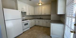 COME SEE THIS LOVELY HOME 3 BEDROOMS AND 2 BATH ! Gallery 1
