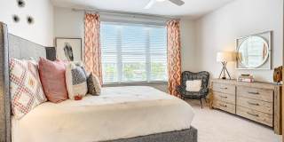 One 305 Central Gallery 5