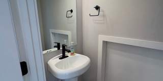 Modern 2 Bed + Flex Townhome with Rooftop Deck Near Paco Sanchez Park & Light Rail Gallery 8