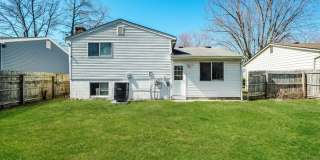 2710 Moundcrest Street Gallery 16