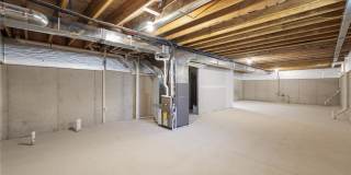 2250 E 100th Street Gallery 22