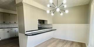 Gorgeous! Completely Remodeled 3/2/2 in Bayless with Washer/Dryer and Fridge! Gallery 21