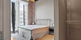 Charming 2BR Condo in Saint Louis Gallery 11