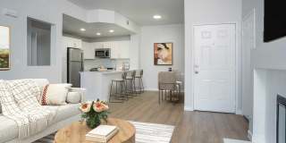 Vista Del Lago Gallery 79