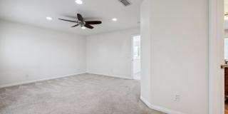 526 Houston Drive Gallery 22