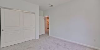 Excellent 2 Bed 2 Bath Condo - Completely Remodeled! Gallery 24