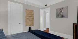711 ARLINGTON STREET Gallery 10