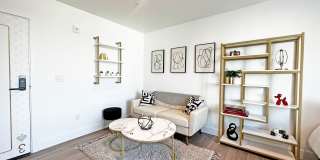 DLUX Lofts Gallery 26