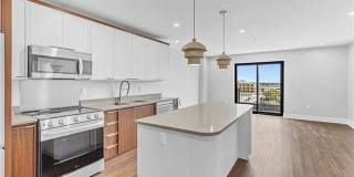 2115 ST THOMAS Gallery 2