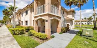 1261 SE 28th Ct Gallery 1