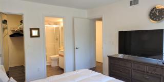 Bird Bay Village Annual Rental – Furnished 1st Floor Unit with Covered Parking Gallery 34