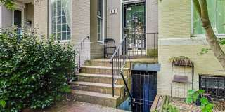 V Street NW Gallery 7