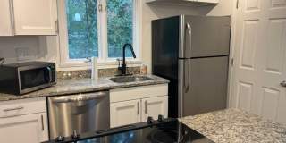 2 bed, 1 bath in Fourth Ward Gallery 8