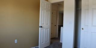 Beautiful 3 BR/2 1/2 BA Home in Highlands Ranch! Gallery 15