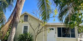 1322 N M Street Gallery 1