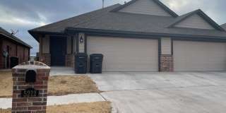 5212 Oakwood villa Gallery 1