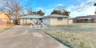 Midwest City 3 Bed/2 Bath House with Attached Two-Car Garage! Gallery 1