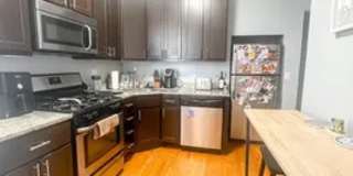 1407 West Addison Street Gallery 1