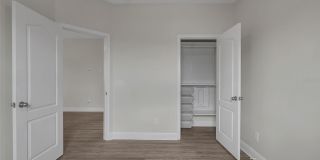 13770 ROSBASH Alley Gallery 19