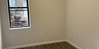 37 6Th St Gallery 19