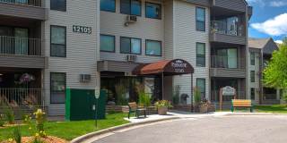 Parkside at Medicine Lake Gallery 16