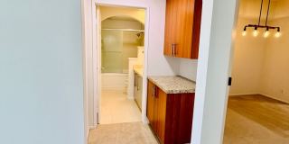 Vibrant Koreatown Living with Rooftop Pool & Spa - 620 S. Gramercy Place Gallery 18