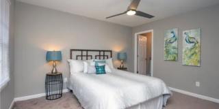 Beautifully renovated 3/2 home in Belvedere Park Gallery 7