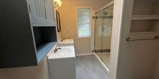 Beautifully Updated West Linn Home Near West Linn High School Gallery 19