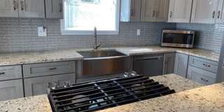 2 Bedroom, 2.5 Bath, Beautiful Custom Home for Rent! 2 Bedroom, 2.5 Bath, Beautiful Custom Home for Rent! Gallery 5
