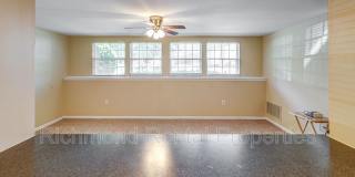 7600 Roscommon Court Gallery 11