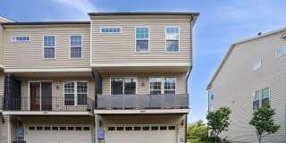 Welcome to this beautifully maintained 3-bedroom, 3.5-bath townhome in the desirable Blackburn community of Manassas. Gallery 37