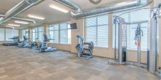 Urban Center Apartments Gallery 68