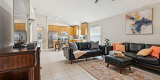 353 BAY ARBOR Gallery 13