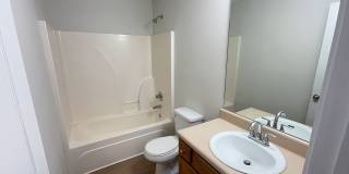 BRIDGEWATER HOME! LEASING FOR IMMEDIATE MOVE IN! 1/2 Off Deposit! Gallery 10