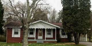 One Level Home in Oak Ridge Gallery 1