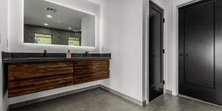 6111 E Victoria Drive Gallery 21