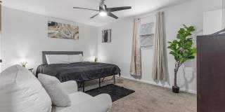 511 Briar Street Gallery 7