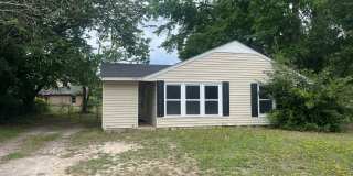 2 Bed, 1 Bath House Gallery 1