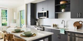 Broad & Washington Gallery 1