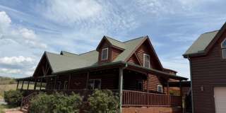 Sevierville 37876 - 3 bedroom, 3.5 Bath, 2486 sq. ft. Cabin and a 672 sq. ft. Studio above garage - Contact Linda Meese 865-591-6004 Gallery 1