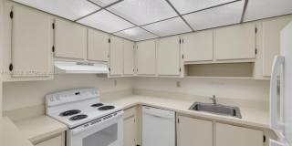 3100 W Rolling Hills Cir Gallery 20
