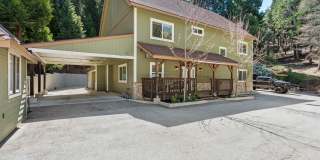 Magnificent Craftsman Style Custom Home Gallery 4