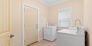 Luxury East Medford Home with 4 Bedrooms, 2 Bonus Rooms & Dual Living Areas Gallery 17
