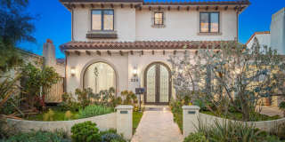 Beverly Hills Luxury Villa with Resort-Style Pool & Spa Beverly Hills Luxury Villa with Resort-Style Pool & Spa Gallery 56