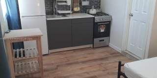 709 NE 2nd Ct Gallery 1